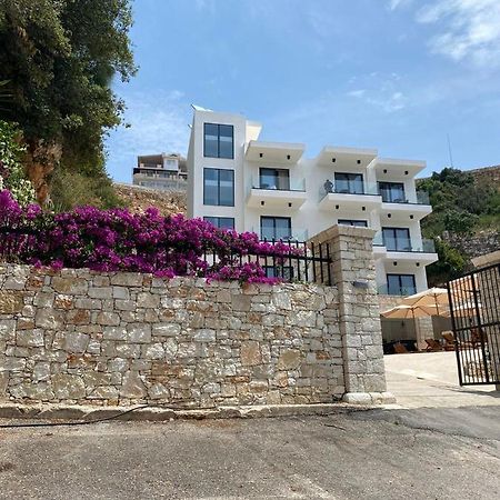 סרנדה Hotel Platon מראה חיצוני תמונה
