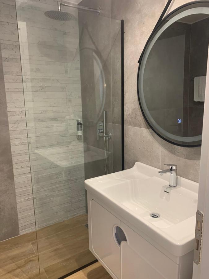 סרנדה Hotel Platon מראה חיצוני תמונה