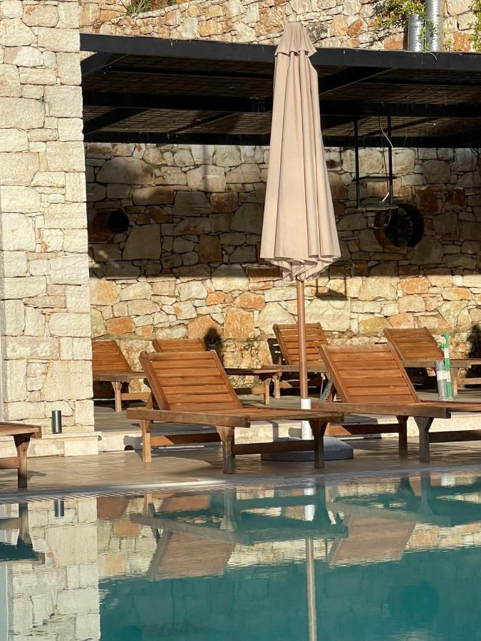 סרנדה Hotel Platon מראה חיצוני תמונה